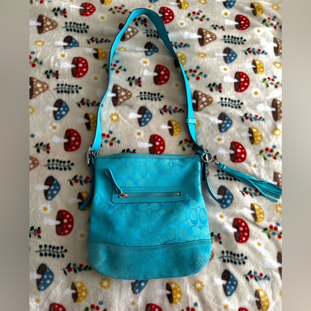 SOLD! Vintage Coach Canvas Duffle 9362